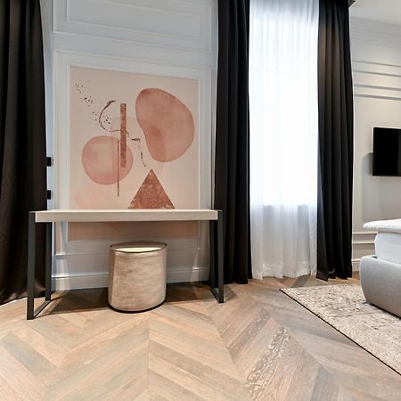 Three Pearls Deluxe Rooms & Studios Zadar Exteriör bild