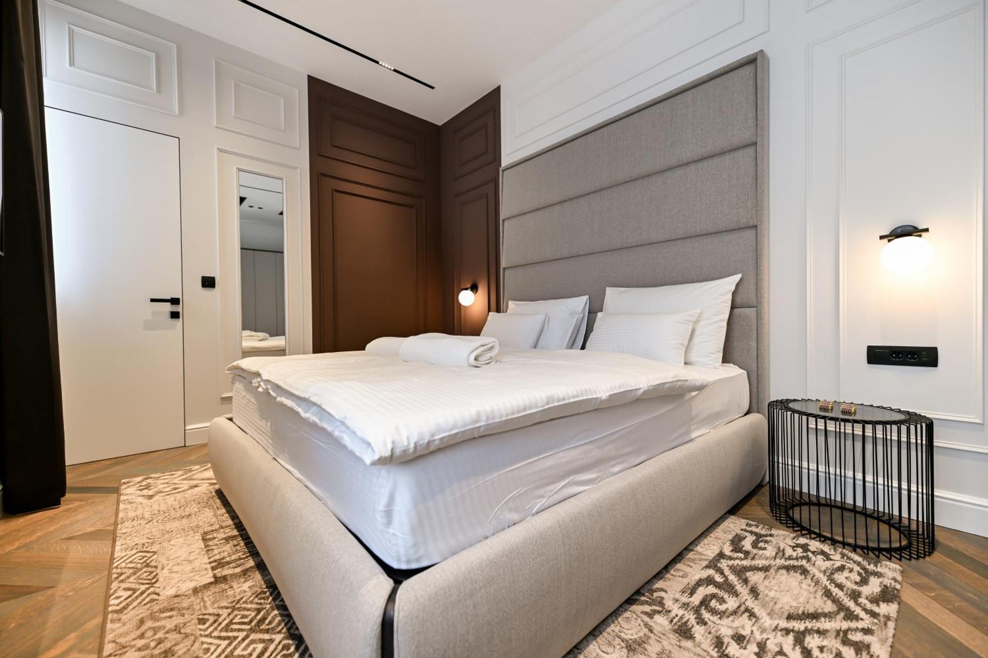 Three Pearls Deluxe Rooms & Studios Zadar Exteriör bild