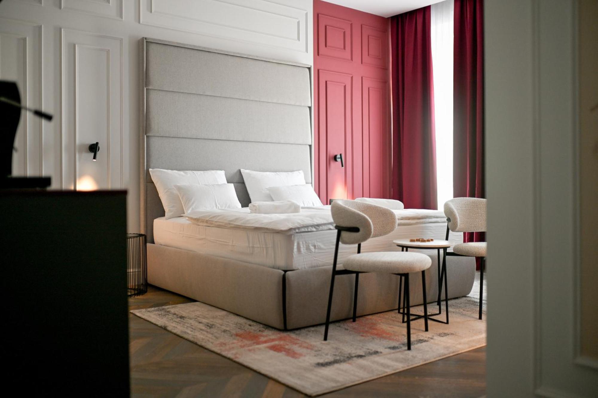 Three Pearls Deluxe Rooms & Studios Zadar Exteriör bild