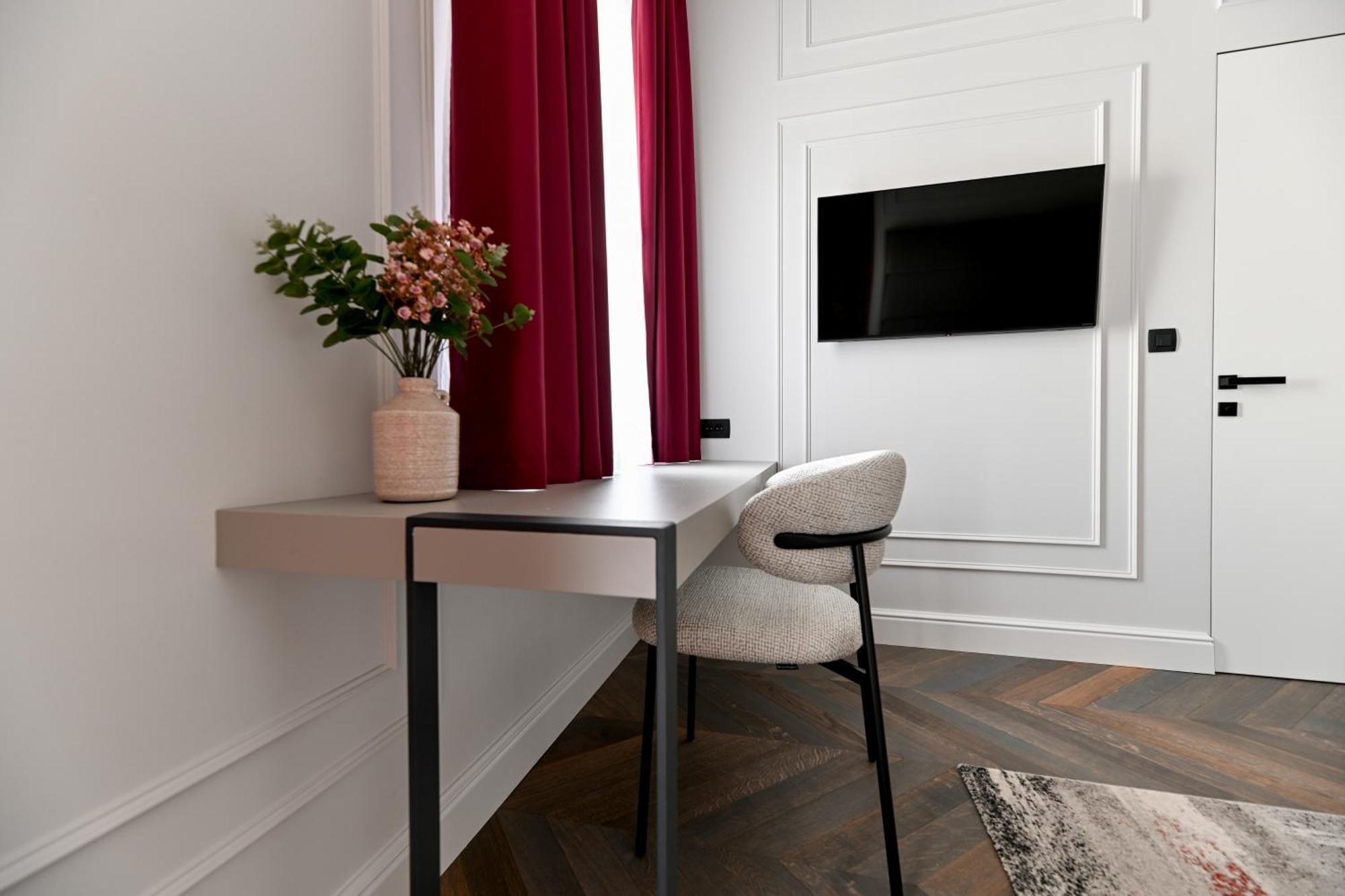 Three Pearls Deluxe Rooms & Studios Zadar Exteriör bild
