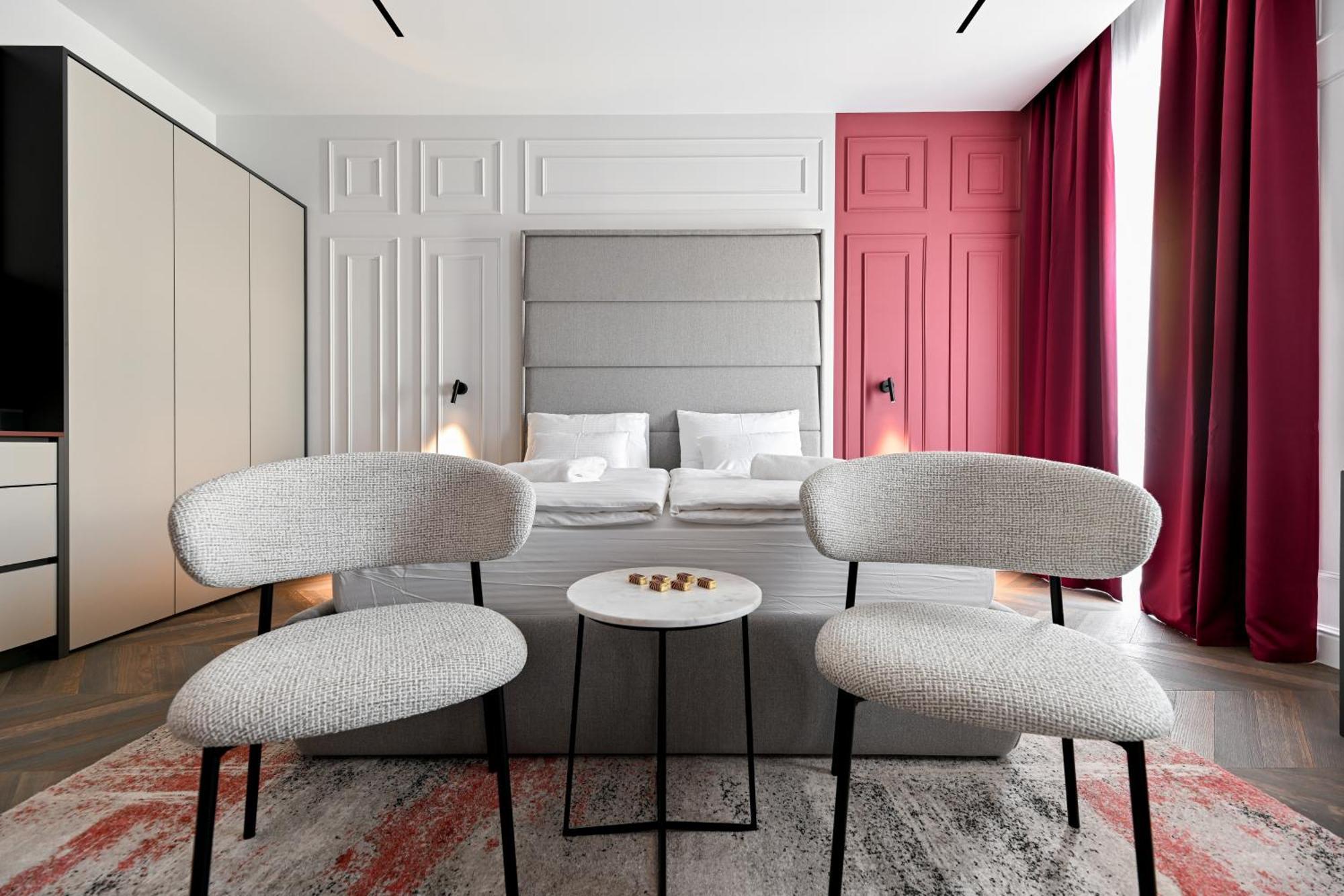Three Pearls Deluxe Rooms & Studios Zadar Exteriör bild