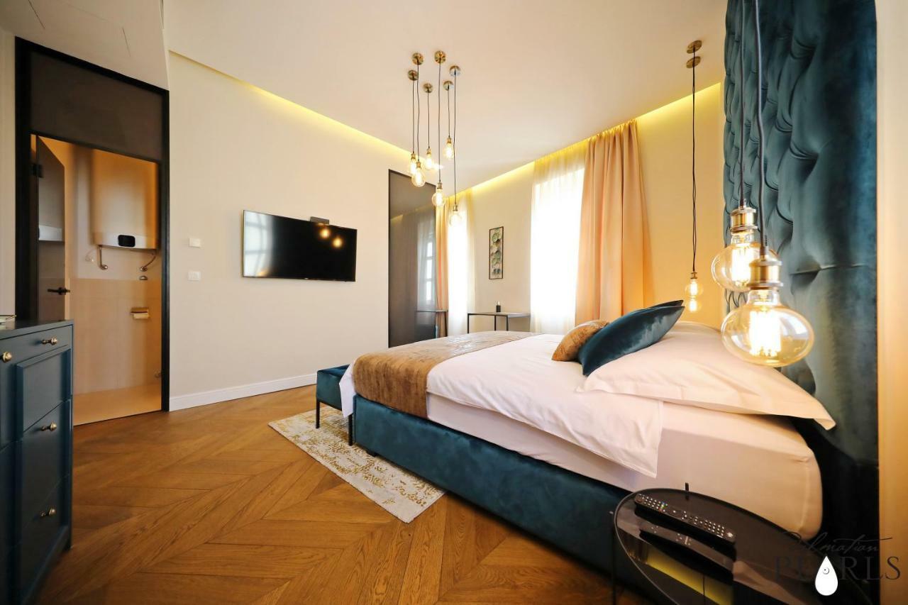 Three Pearls Deluxe Rooms & Studios Zadar Exteriör bild